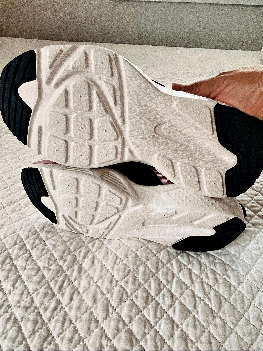 Nike Air Huarache plum chalk women sneakers - Picture 7 of 7